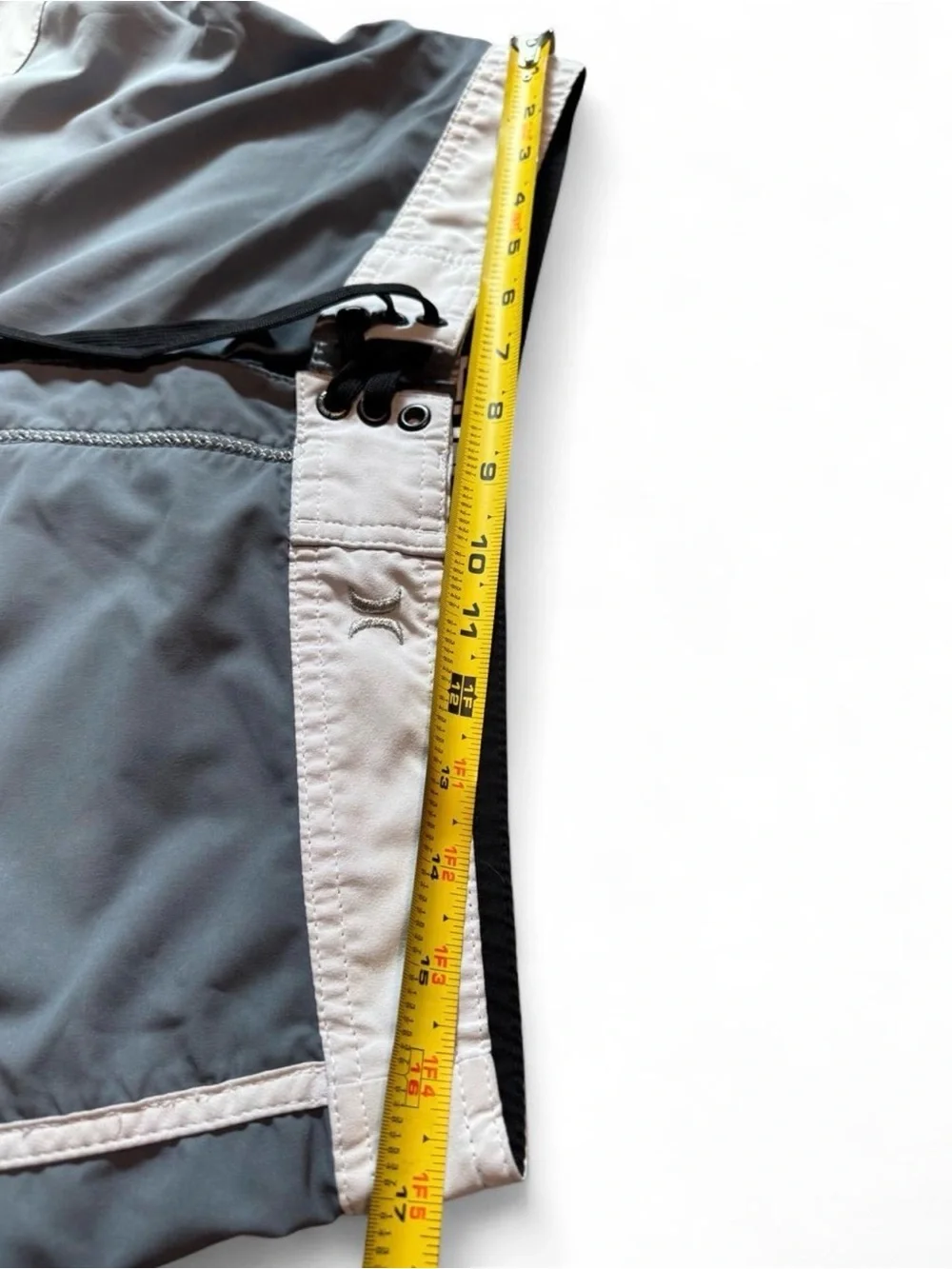 Hurley Men's Gray and White Board Shorts